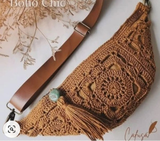 کیف کمری دخترانه رافیا